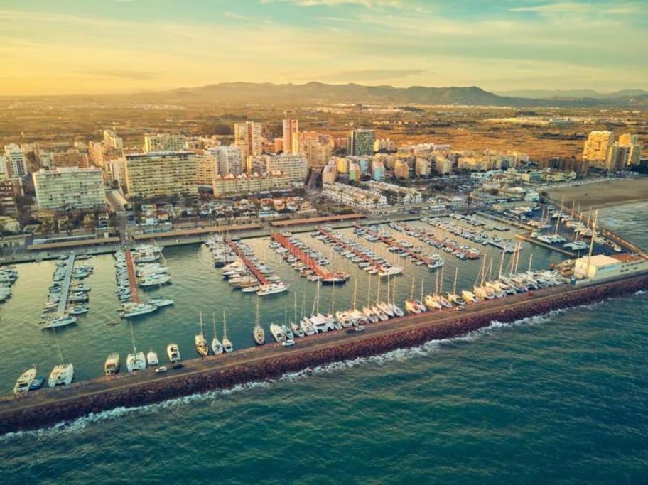 Coqueto Apartamento Junto A La Playa. Пуэбла-де-Фарнальс Экстерьер фото